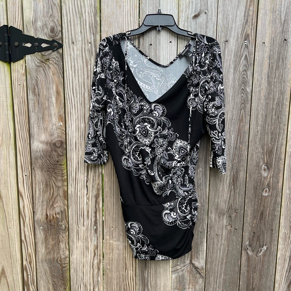WHBM Paisley Ruched Dress with V Neck and tie Women’s Small - Picture 10 of 10